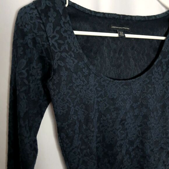 American Eagle Floral Jacuard Blouse Long Slve Crop Top Fitted Blue Lace sz: XS - Picture 4 of 6